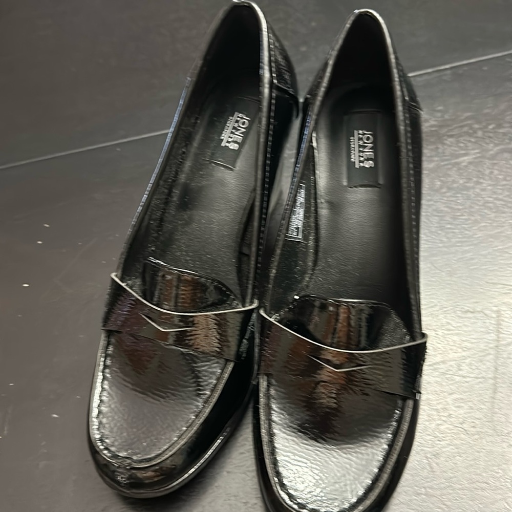 Jones New York Heels - Size 8